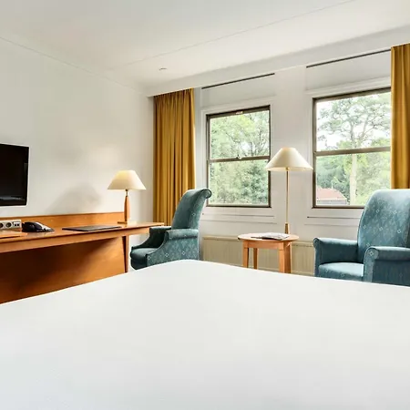 Nh Jan Tabak Hotel 4*