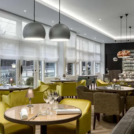 Nh Jan Tabak Hotel 4*