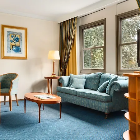 Nh ヤン タバック ホテル ブッスム