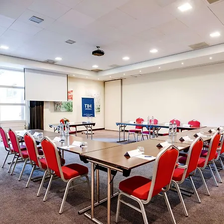 Hotel Nh Jan Tabak 4*