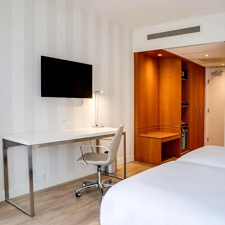 ホテル Nh ヤン タバック