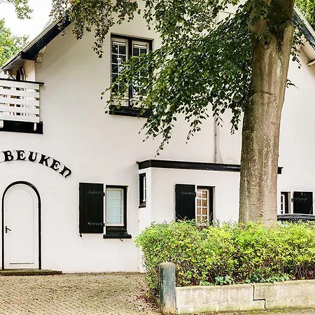 Nh ヤン タバック ホテル ブッスム