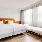 Nh Jan Tabak Hotel 4*