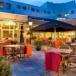 Nh Jan Tabak Hotel 4*