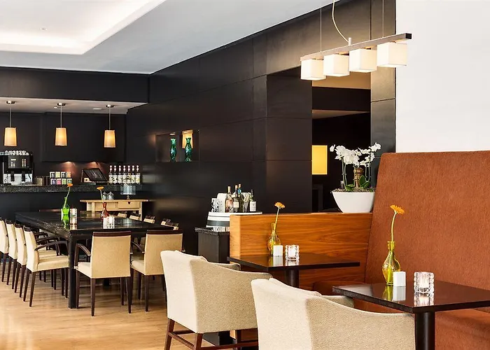 Hotel Nh Jan Tabak 4*